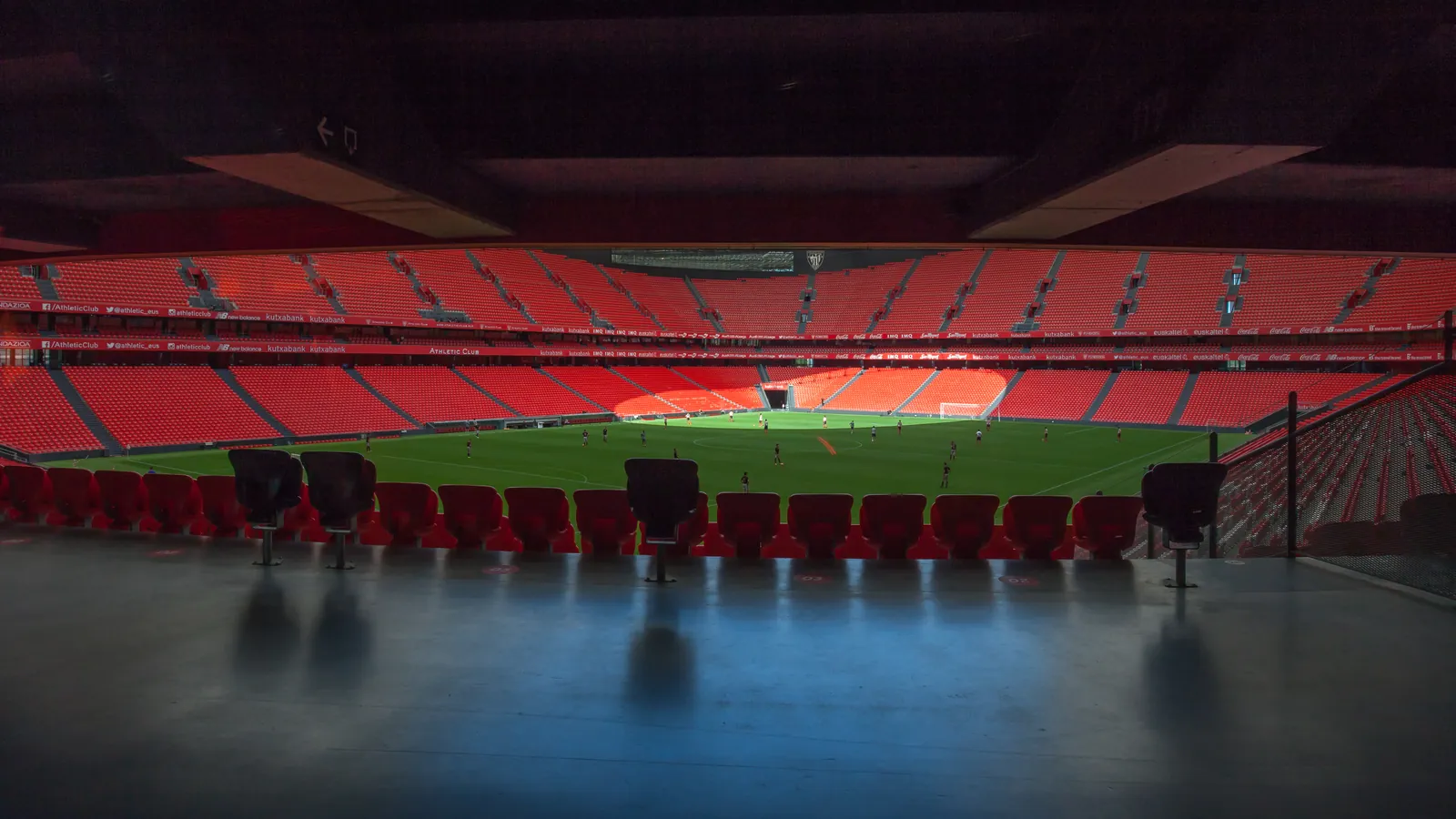 El Athletic renueva con Vueling hasta 2030 y sube su logo a la manga de la camiseta
